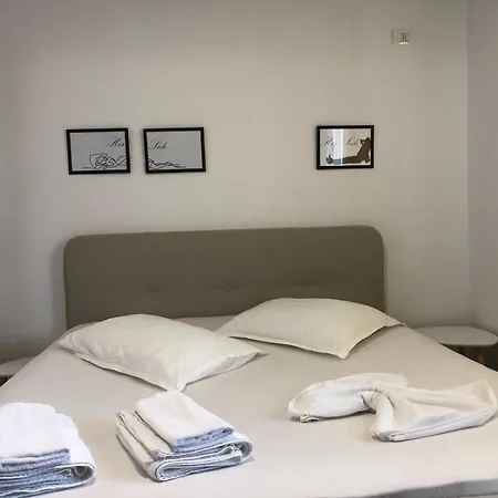 Tirent Apartment - Comfortable 1-Bedroom Stay In Fresku Tirana Exterior photo