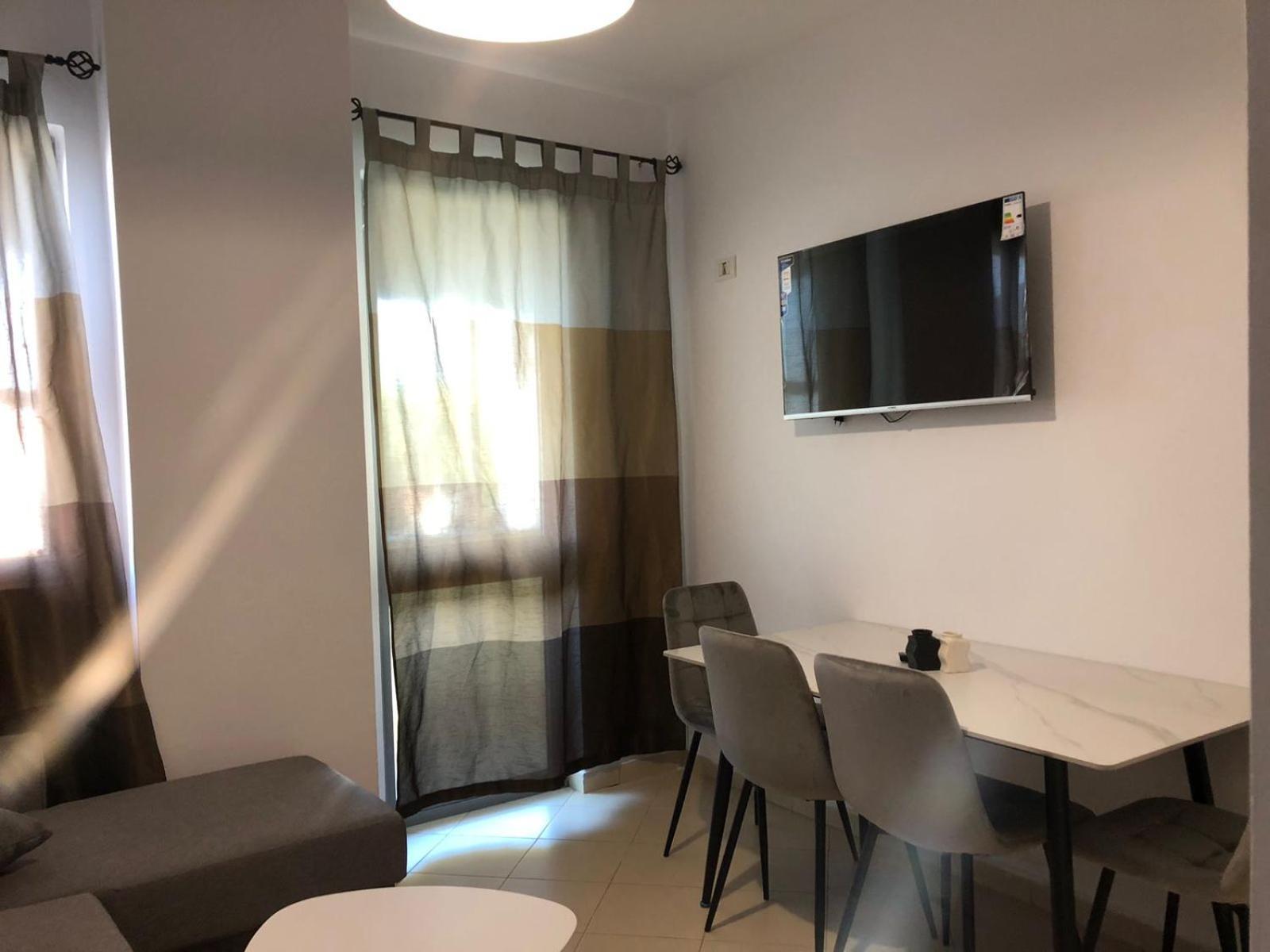 Tirent - Comfortable 1-bedroom In Fresku Apartamento Tirana